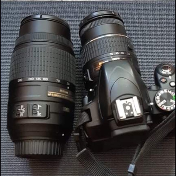 OLYMPUS E-PL1 12.3 MP Digital Camera - Picture 2 of 3